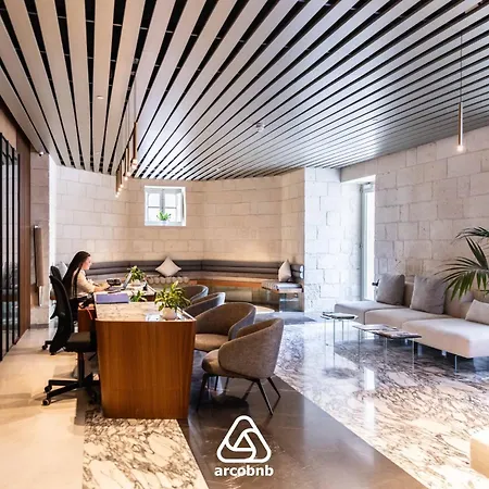 Breathtaking Mercury Tower By Arcobnb Apartmán